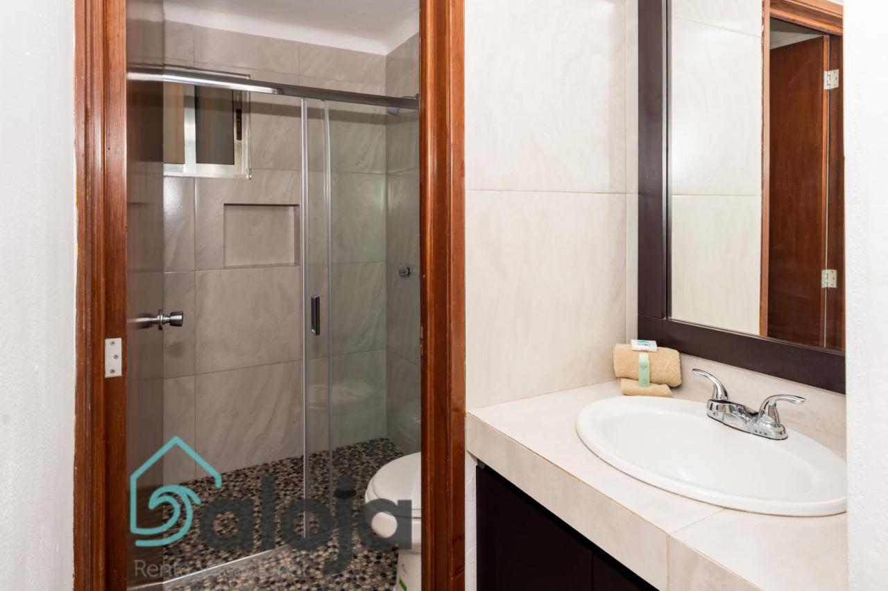 Apartamento Amplio En Zona Ideal A 5Min De Wallmart Канкун Екстериор снимка
